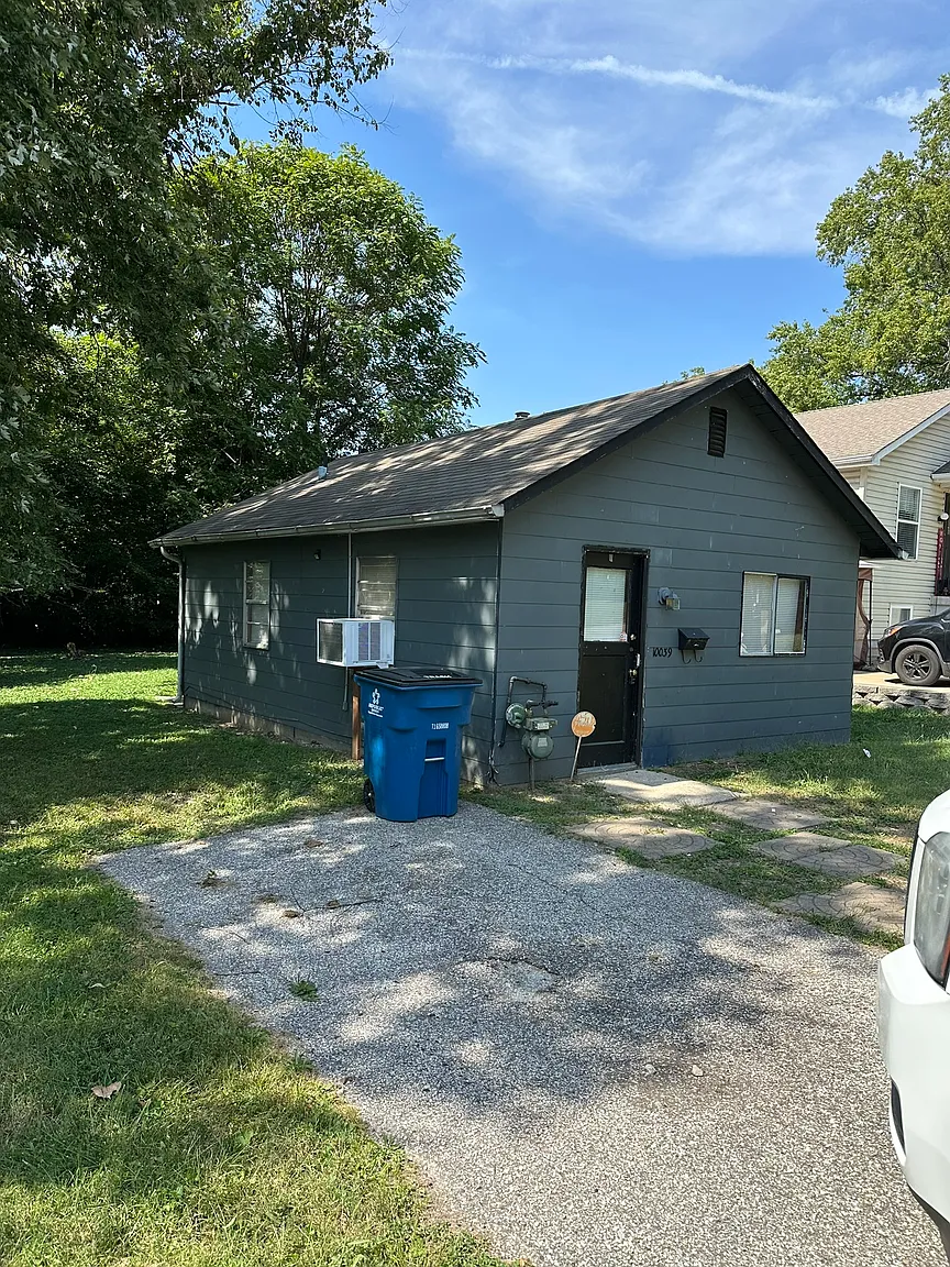 10039 Baron Dr photo 1