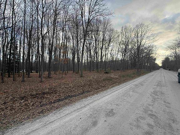 4th image of 6136 High Rd