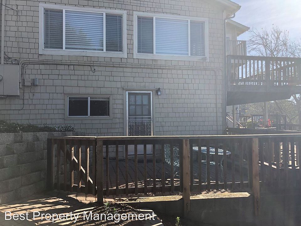 1st image of 2785 Chronicle Ave
