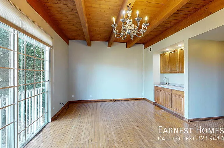 4339 Alhama Dr — Photo 5