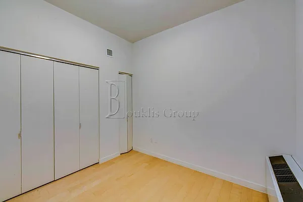 Rented by Bouklis Group | media 33