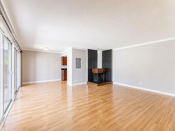 2nd image of 500 W Middlefield Rd APT 98