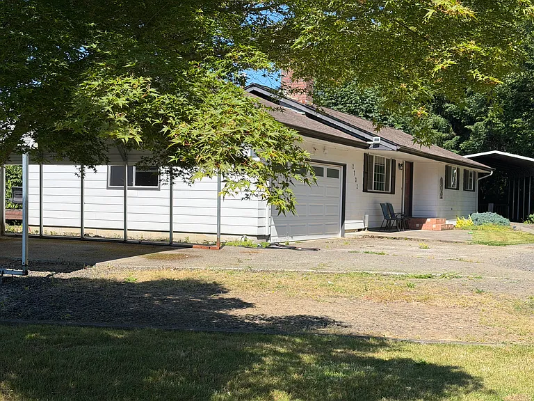 2732 Fairview Ct — Photo 4