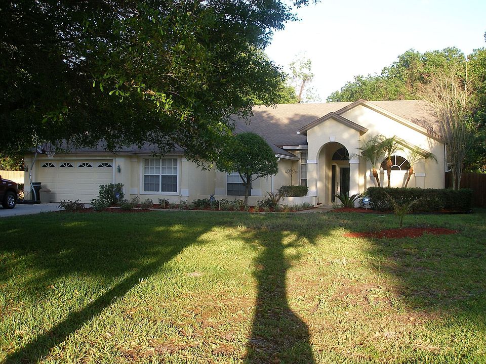 1st image of 806 Brooker Village Cir