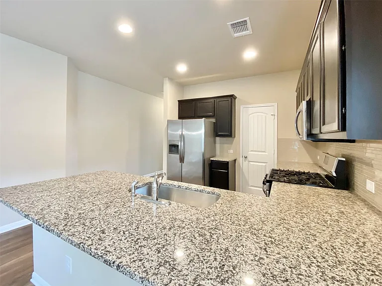 2937 Bridekirk Dr — Photo 7