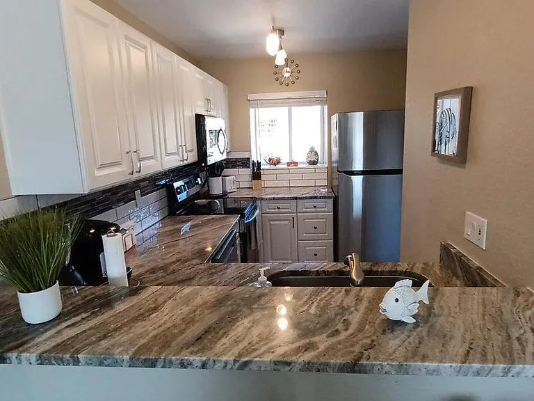 347 Ocean Park Ln — Photo 6