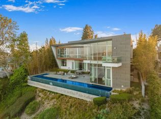 2170 Stradella Rd, Los Angeles, CA 90077