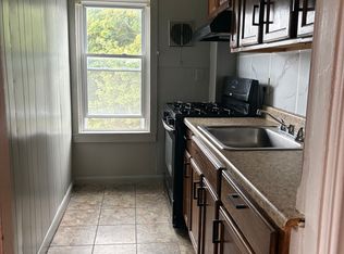 7 Juniper St #3, New Bedford, MA 02740