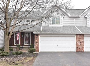 66 Westwood Rd, Lancaster, NY 14086