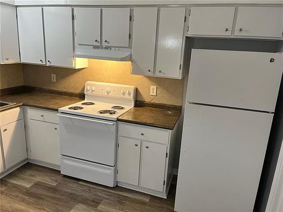 4th image of 2500 Richland Ave