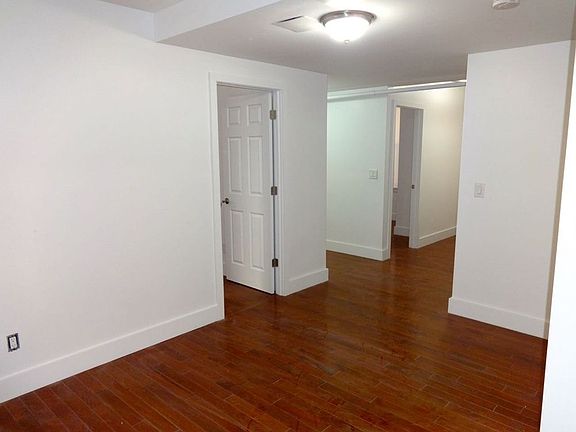3rd image of 4339 42nd St