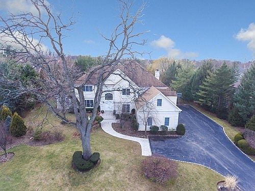 1st image of 1 Stone Hill Dr N