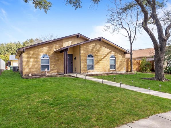 909 Arbor Downs Dr