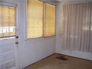 5th image of 669 Johnston Ave
