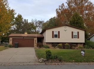 20 W Garden Walk Dr, Saint Peters, MO 63376