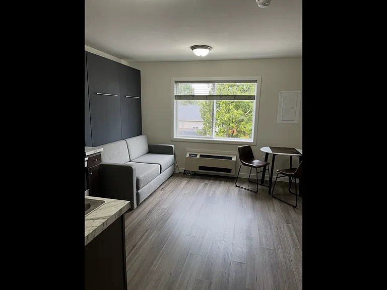 612 Garnet St #7 — Photo 7
