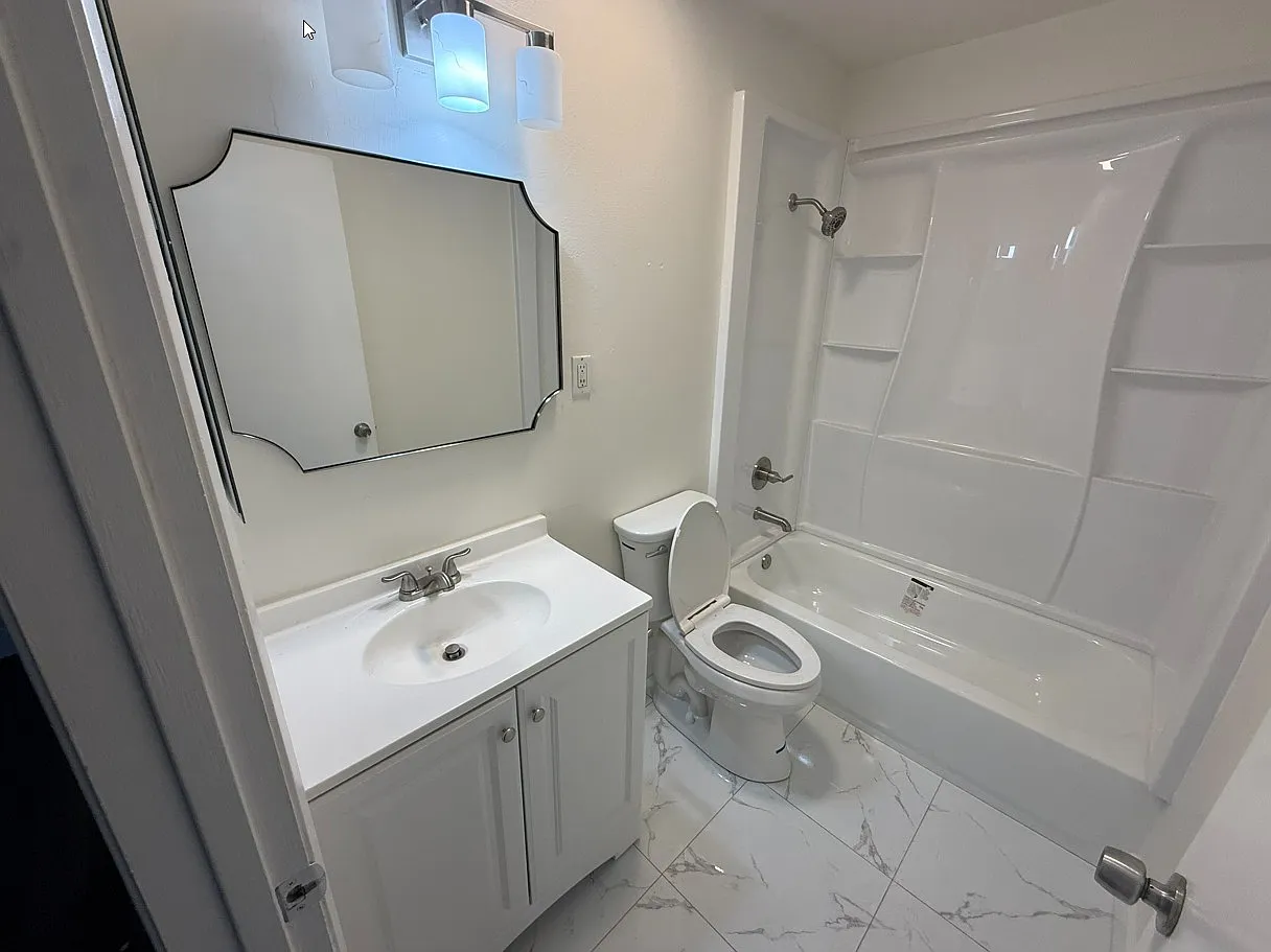 4 bed, 1472 sqft, $2,600 — Photo 4
