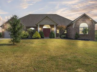 7268 N Farm Road 203, Strafford, MO 65757