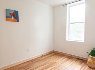 3913 Falls Rd, Baltimore, MD 21211