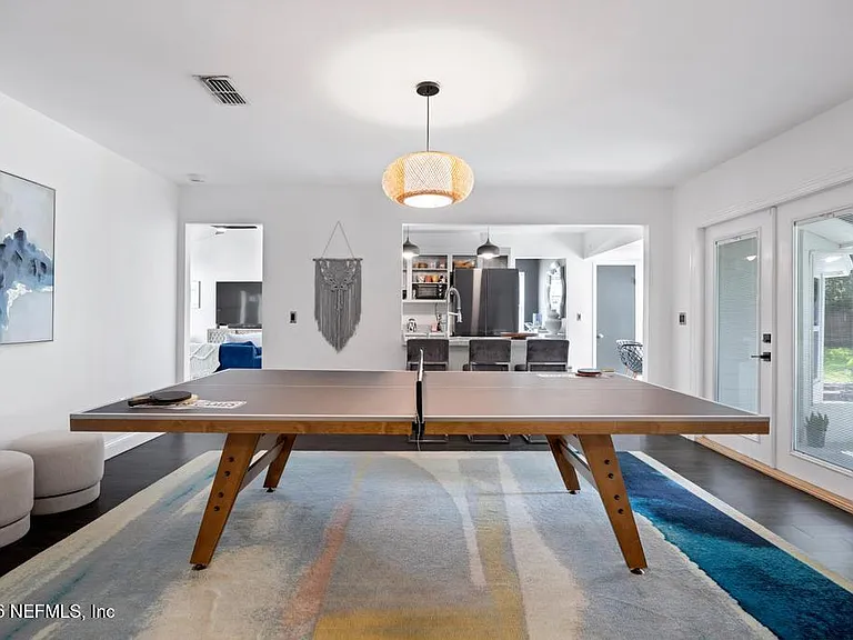 14352 Crystal Cove Dr S — Photo 17