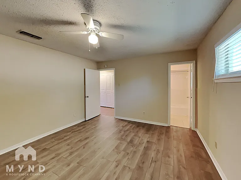 15860 El Estado Dr — Photo 10