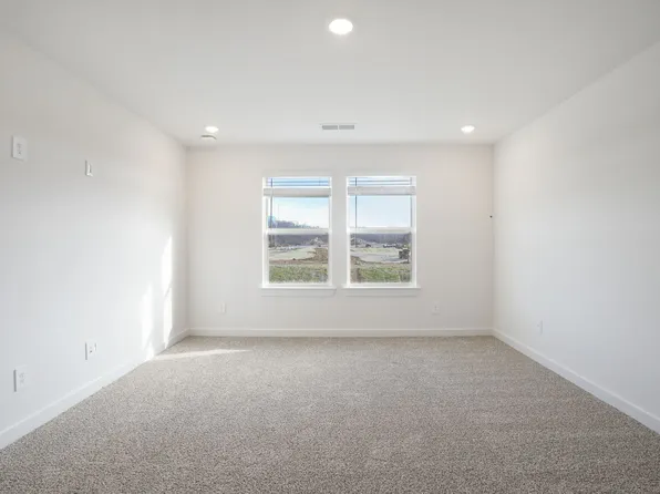 236 Astoria Dr, Hendersonville, TN 37075