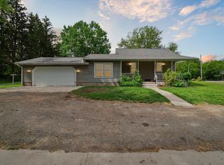 729 N New St, Stanton, MI 48888