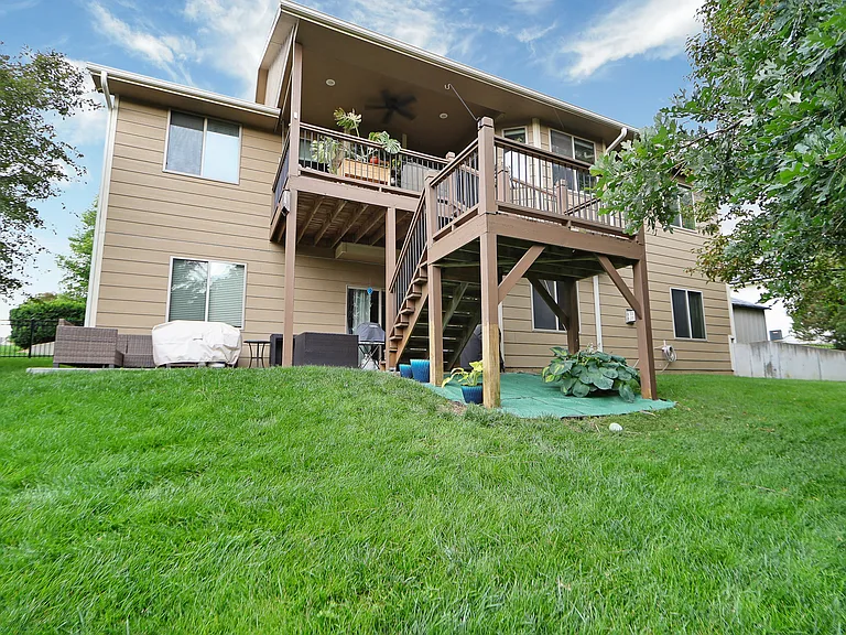 825 Laussac Dr — Photo 38
