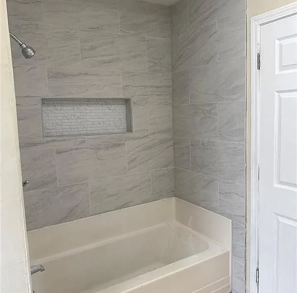 707 Douglas Ave #2 — Photo 9