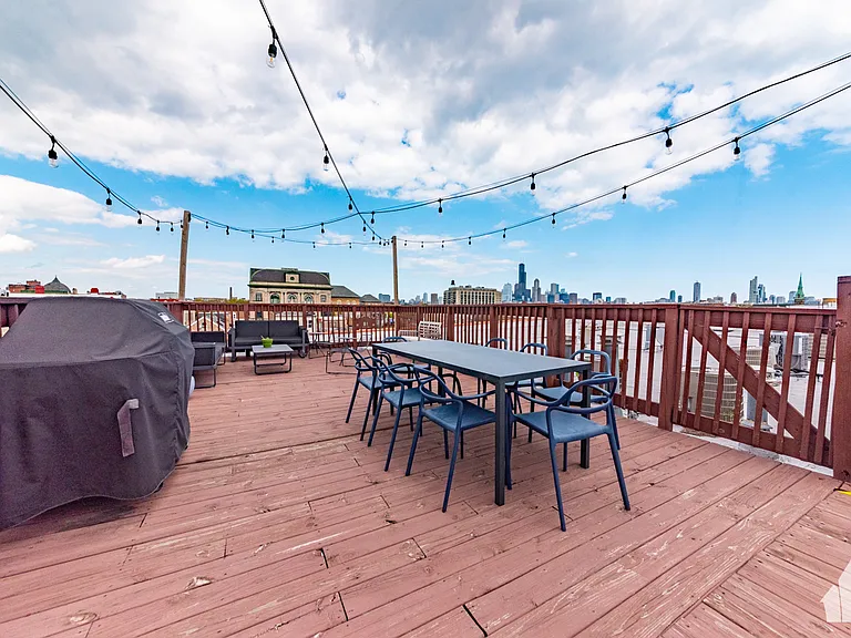 1822 S Bishop St #305 — Photo 16