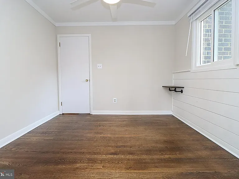 430 Duvall Ln — Photo 14