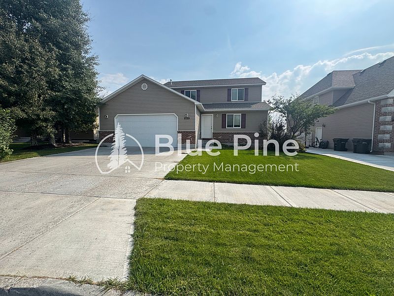 1st image of 2729 Mary Dr