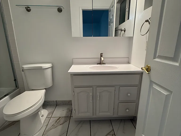 605 Iris Ave #2 — Photo 14
