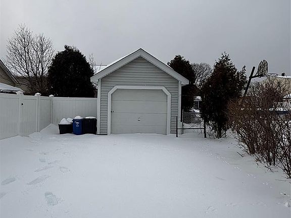 4th image of 313 Rea Ave #1