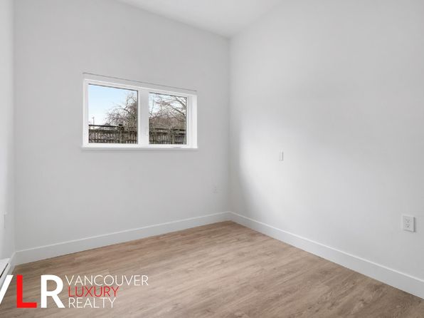 2 bedroom rental in Vancouver — photo 15