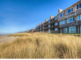 145 NW Inlet Ave #301-302, Lincoln City, OR 97367