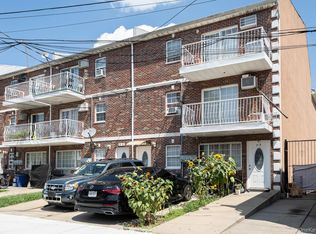 9485 218th St, Queens Village, NY 11428