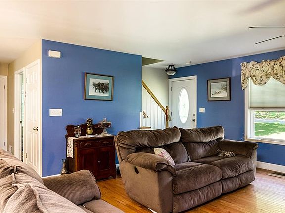 3rd image of 50 Watuppa Ave