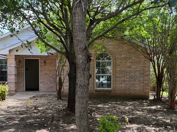 2533 Tristian Ct, Dallas, TX 75211