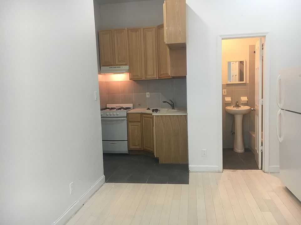 2nd image of 64 S Elliott Pl #2C