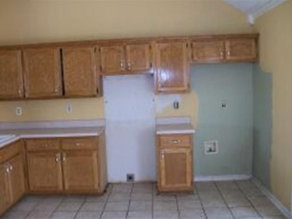 3rd image of 161 Kyllie Dr
