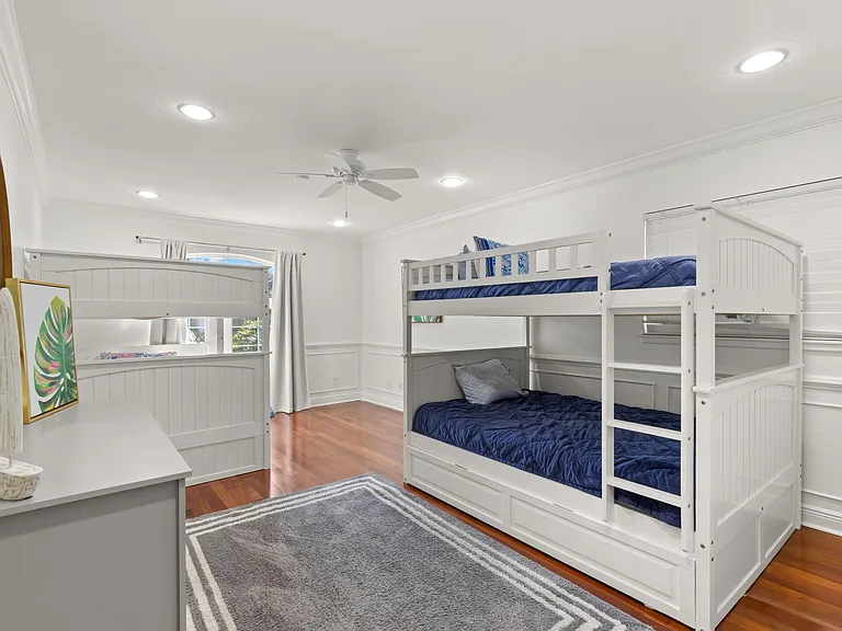 4530 13th Way NE — Photo 30