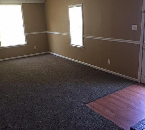 3rd image of 166 Countryside Dr