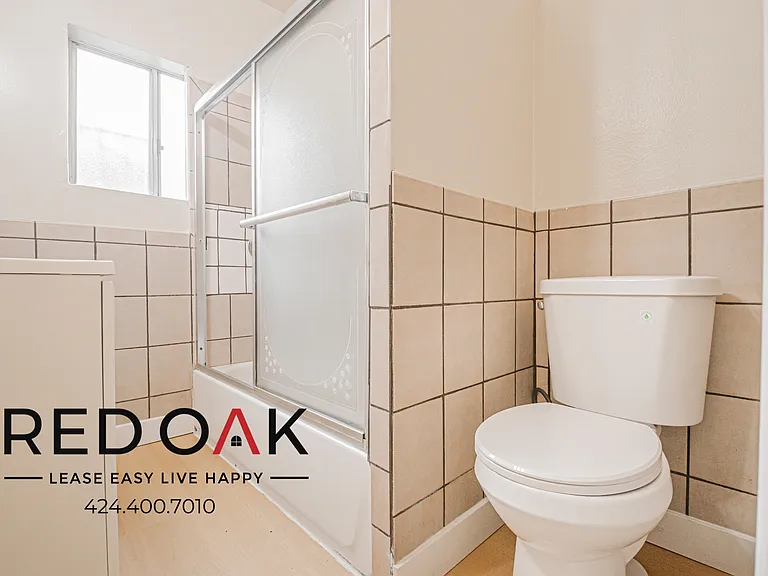 638 E 82nd St #638 — Photo 13