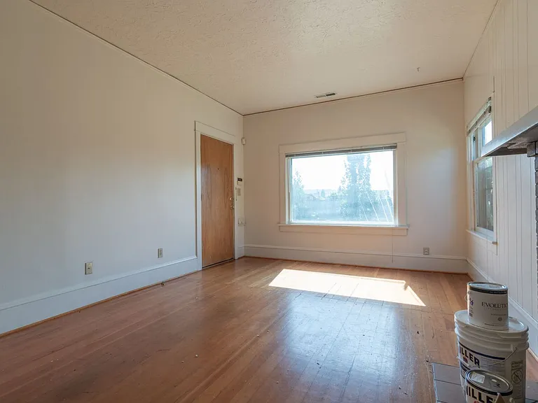 5534 N Missouri Ave — Photo 14
