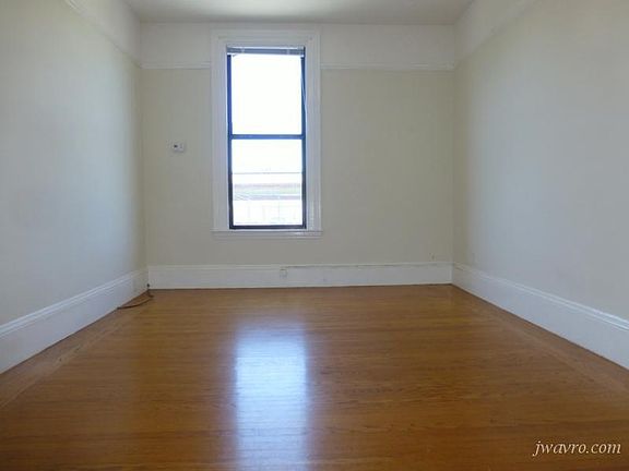 2nd image of 2167 Greenwich St #A