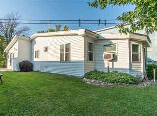 8648 Lotts Point Rd, Chaumont, NY 13622