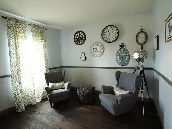 3rd image of 3045 Amalfi Dr