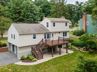26 Sweetman Ln, West Milford, NJ