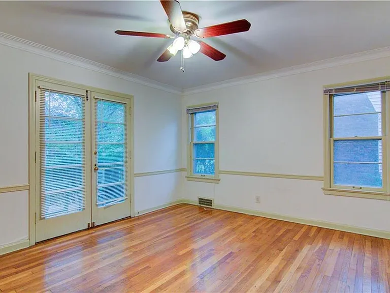 3297 Chelsea Dr — Photo 9